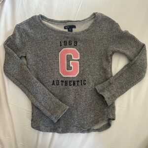 GAP size 8 long sleeve, heather blue/grey crew neck logo sweatshirt